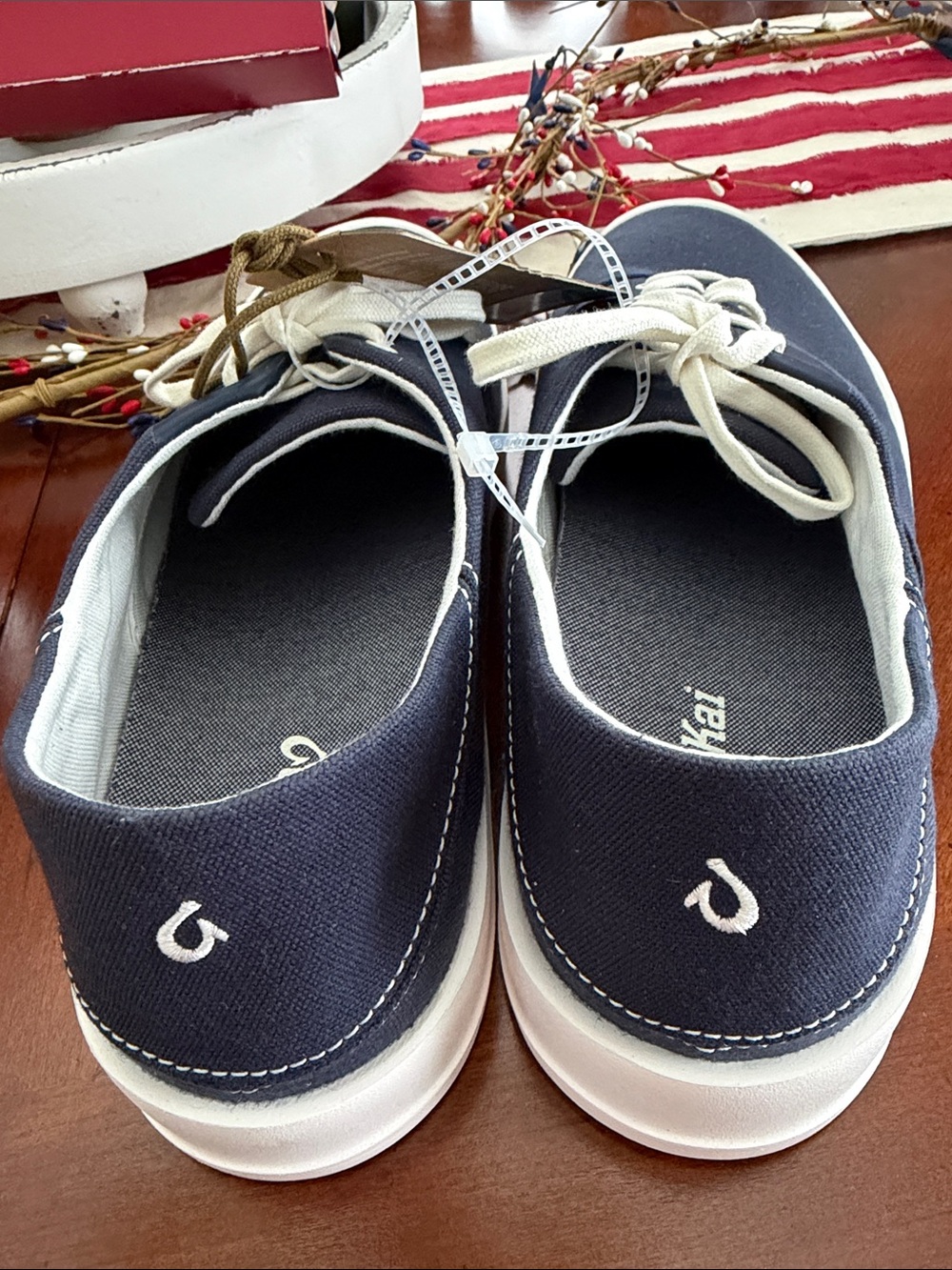 Olukai Tradewind Men's Navy Canvas Lace-Up Sneakers, Size 11.5, NWT - Picture 5 of 9
